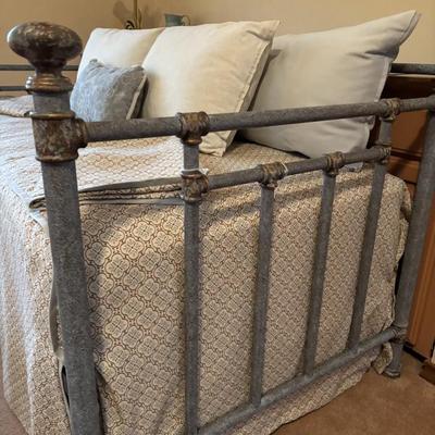 Sale Photo Thumbnail #82