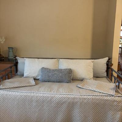 Sale Photo Thumbnail #78