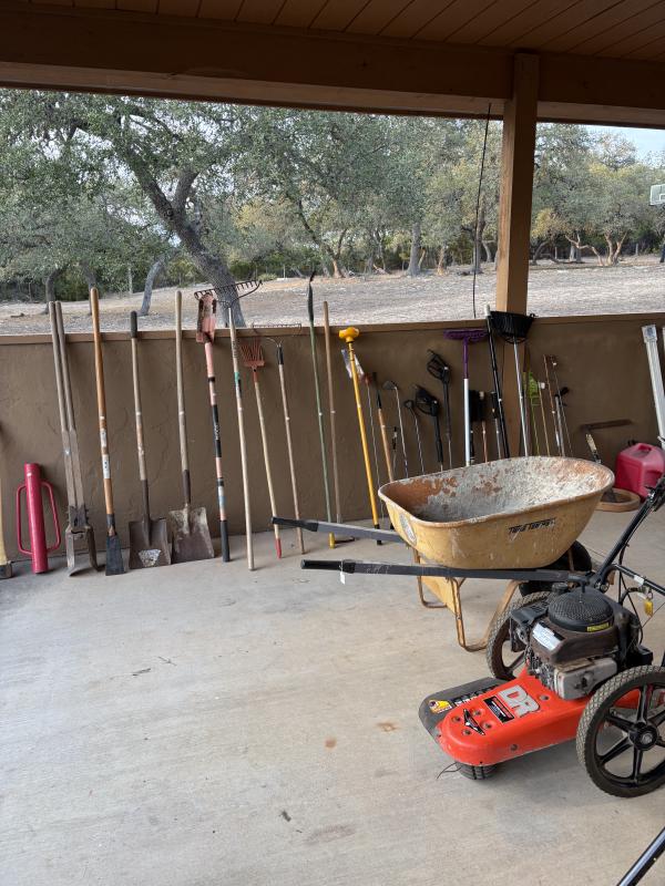 Sale Photo Thumbnail #133