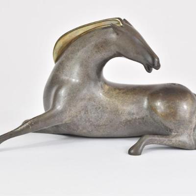 Loet Vanderveen Sculpture Of Horse With Bronze Mane