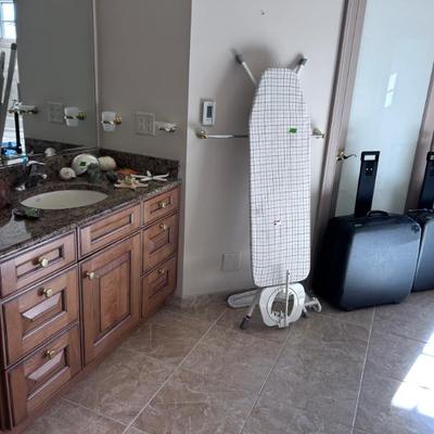 Sale Photo Thumbnail #40