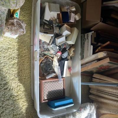 Sale Photo Thumbnail #143