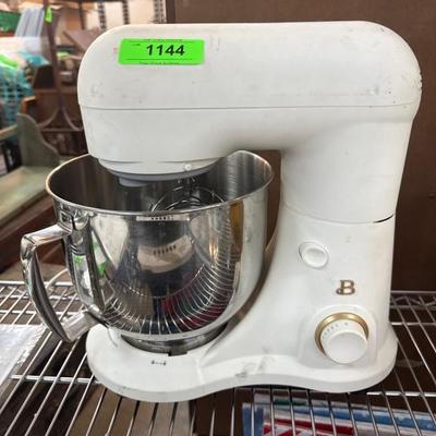 Sale Photo Thumbnail #145