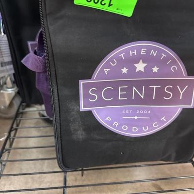 Sale Photo Thumbnail #210