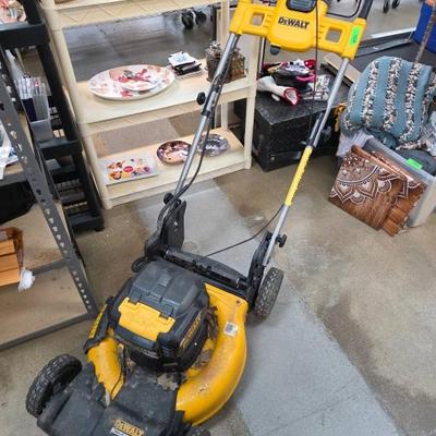 Sale Photo Thumbnail #240