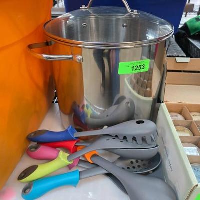 Sale Photo Thumbnail #255