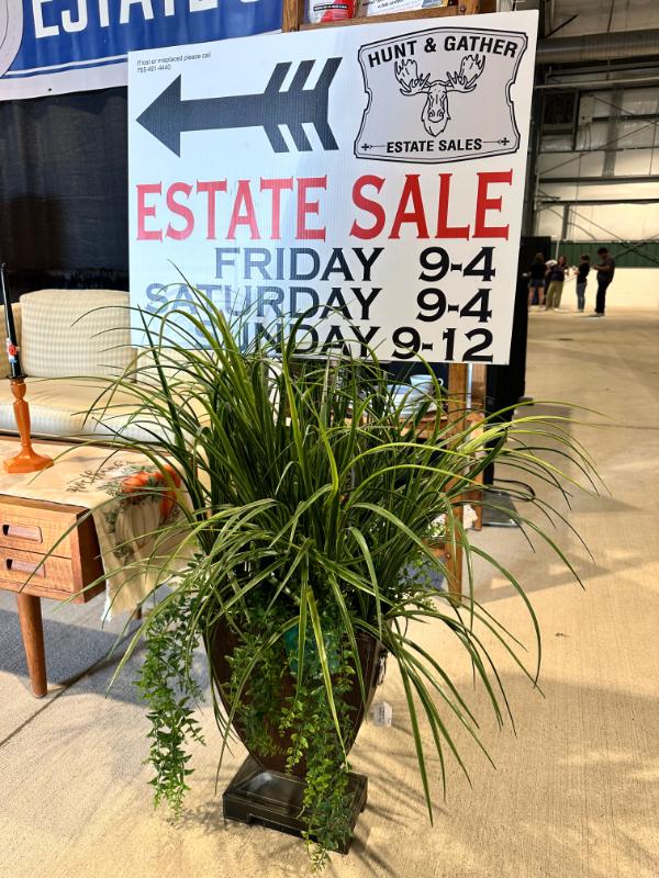 Sale Photo Thumbnail #2