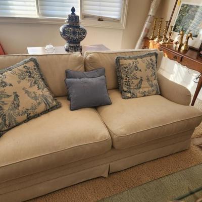 Sale Photo Thumbnail #176