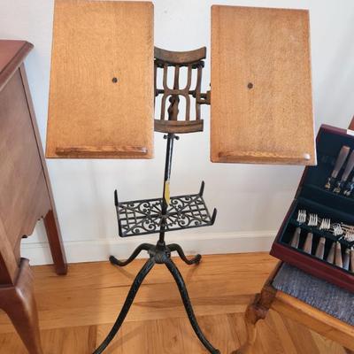 Sale Photo Thumbnail #126