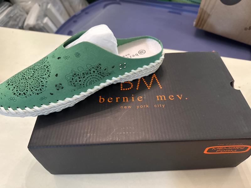 Sale Photo Thumbnail #19