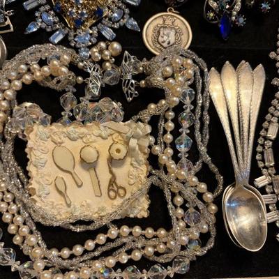 Sale Photo Thumbnail #152