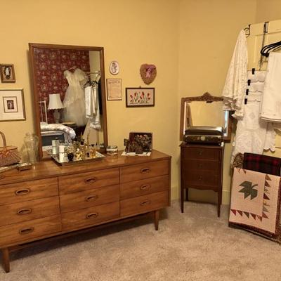 Sale Photo Thumbnail #66