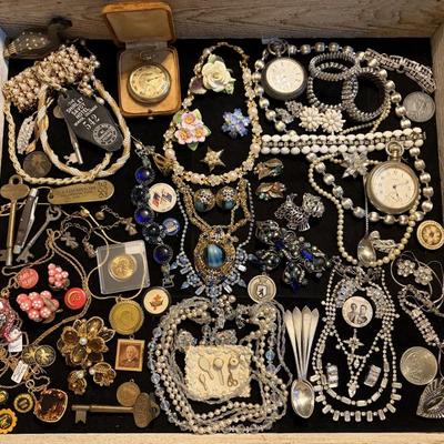 Sale Photo Thumbnail #147