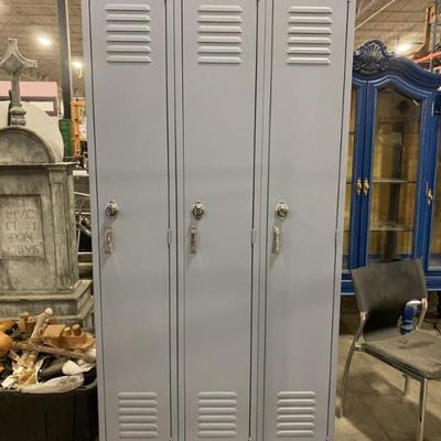 Sale Photo Thumbnail #196