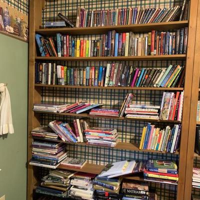 Sale Photo Thumbnail #12: Lots to read!