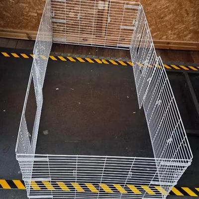 (2) White Wire Small Animal Fencing Panels 