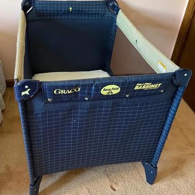 Graco Easy Fold Basinette 
