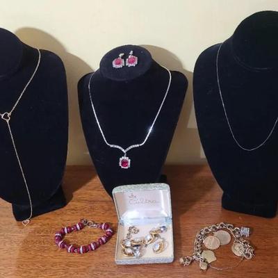 Gorgeous Grouping Of Fancy & Fun Costume Jewelry 