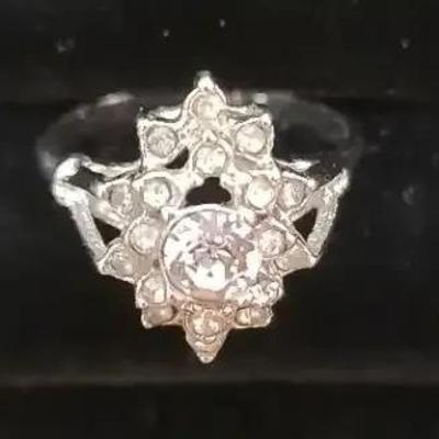 Ring with Unique Makers Mark