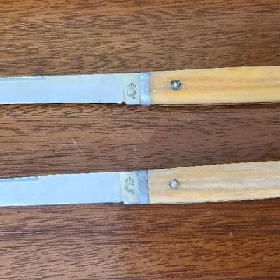 Queen's Cutlery - Knife Duet