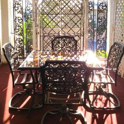 Dining Al Fresco - Patio Set W/Bonus Baker's Rack Style Wine Storage Shelf