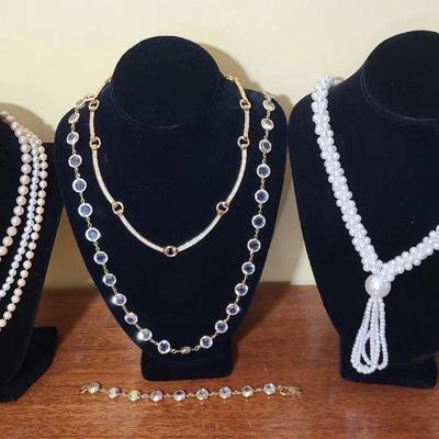 Classic & Modern Look Necklaces