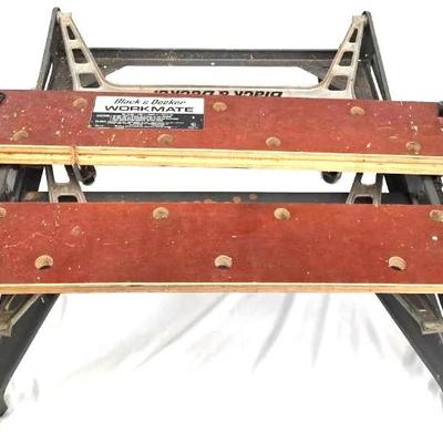 "Black + Decker" Workbench