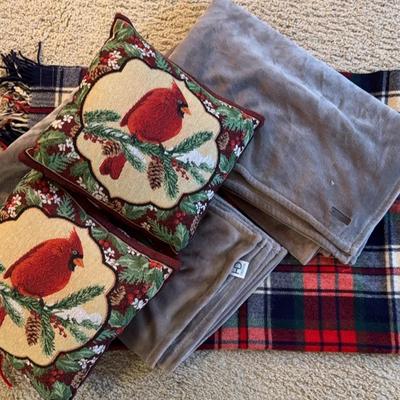 Troy Robe Wool Blanket, Decorative Pillows & HD Designs Blanket