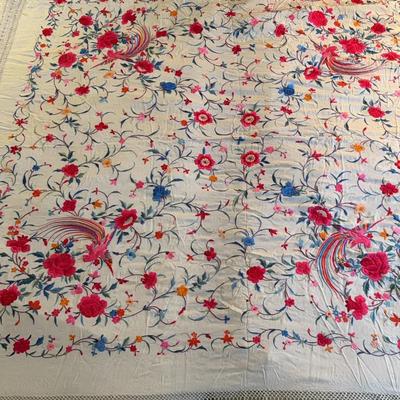 Embroidered Cantonese Piano Shawl