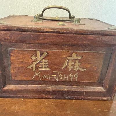 Vintage Mahjong Tiles And Case