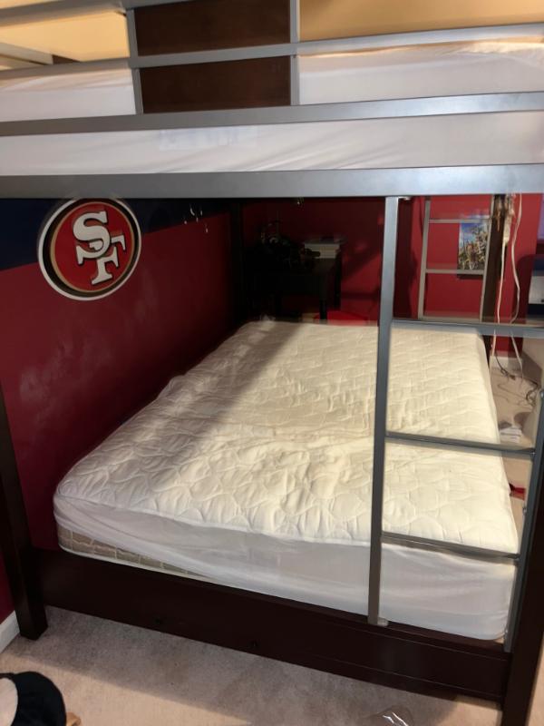 Sale Photo Thumbnail #4