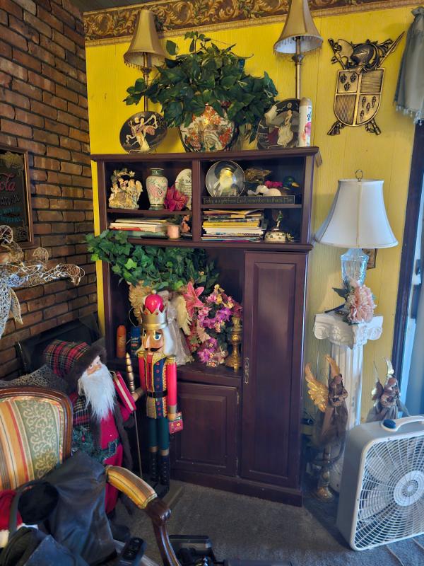 Sale Photo Thumbnail #2