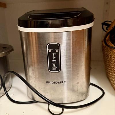 Sale Photo Thumbnail #73