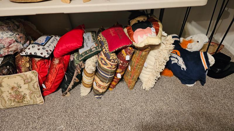 Sale Photo Thumbnail #195