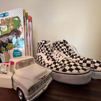 Sale Photo Thumbnail #211