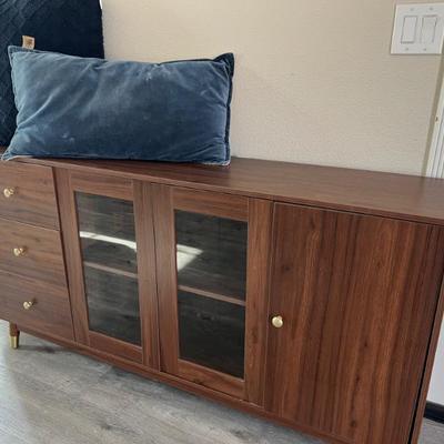 Sale Photo Thumbnail #196