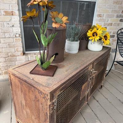 Sale Photo Thumbnail #50