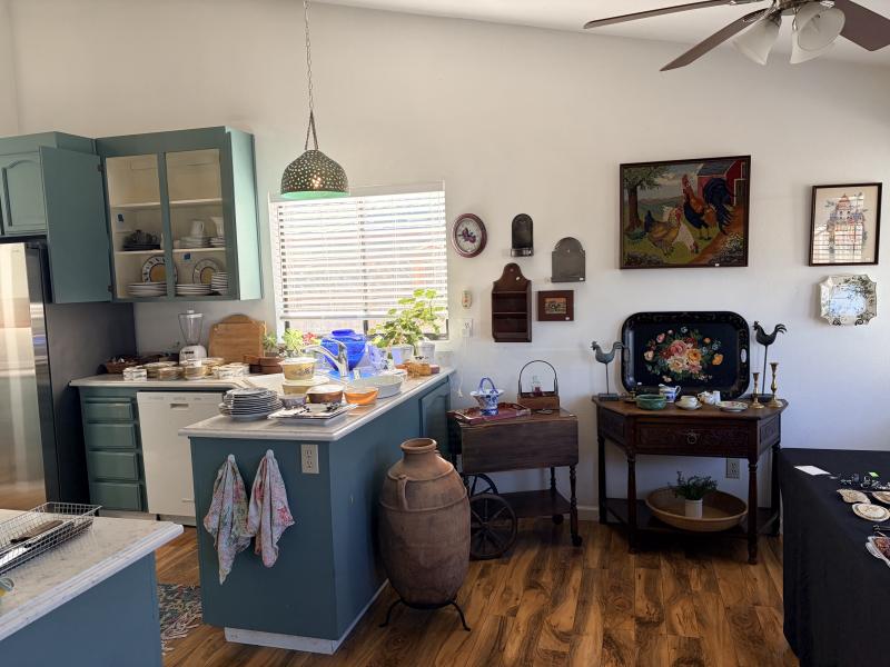 Sale Photo Thumbnail #16