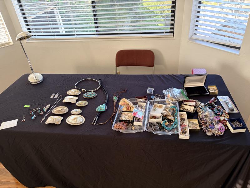 Sale Photo Thumbnail #14