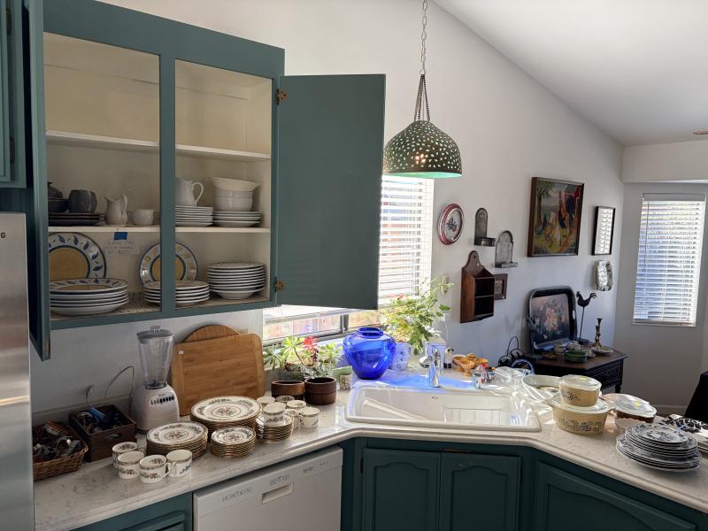 Sale Photo Thumbnail #24