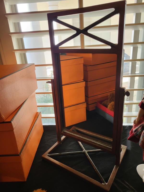 Sale Photo Thumbnail #192