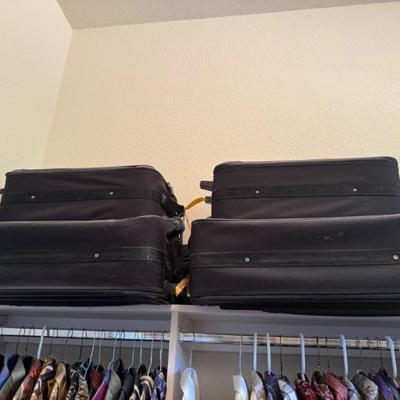 Sale Photo Thumbnail #119