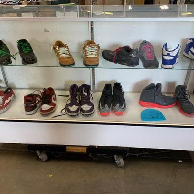 Sale Photo Thumbnail #383