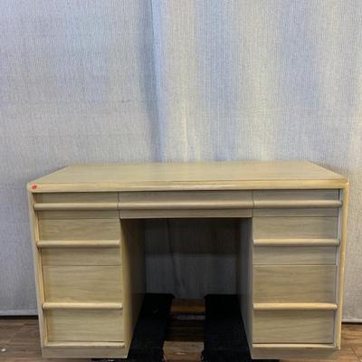 Sale Photo Thumbnail #376