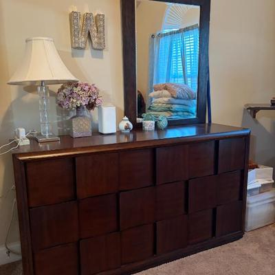 Sale Photo Thumbnail #48