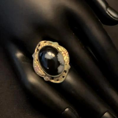 Beautiful snowflake obsidian Ring Size 7