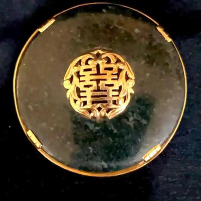 Vintage Ming‘s Hawaii 14k Jade Pendant 