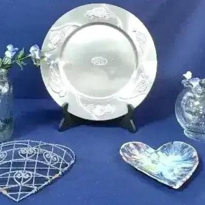 1984 Mariposa Brilliante 15" Round Serving Plate, Heart Shaped Wire Photo Holder, and More 