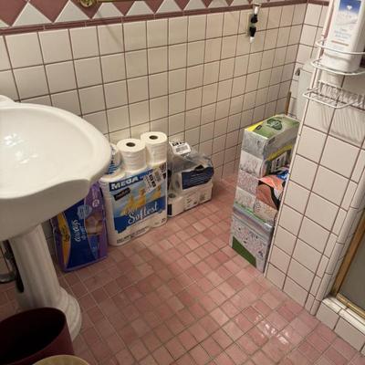 Sale Photo Thumbnail #174