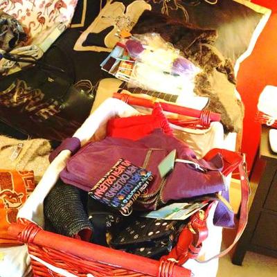 Sale Photo Thumbnail #183